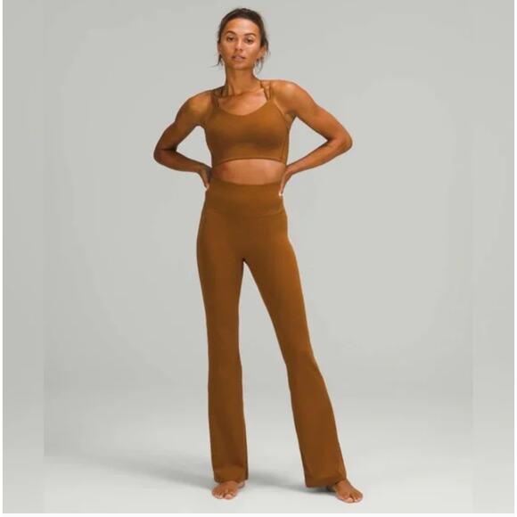 EUC Lululemon Align High-Rise Mini-Flared Pant | Size 6 - Picture 7 of 8